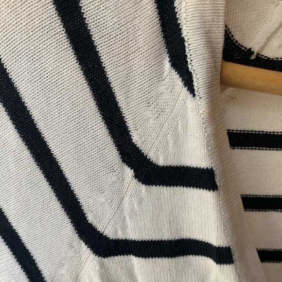 White Button Cardigan with Black Stripes - Picture 3 of 9